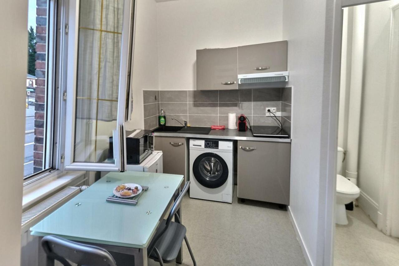 Superbe Studio 3 Face Gare Evreux Bagian luar foto