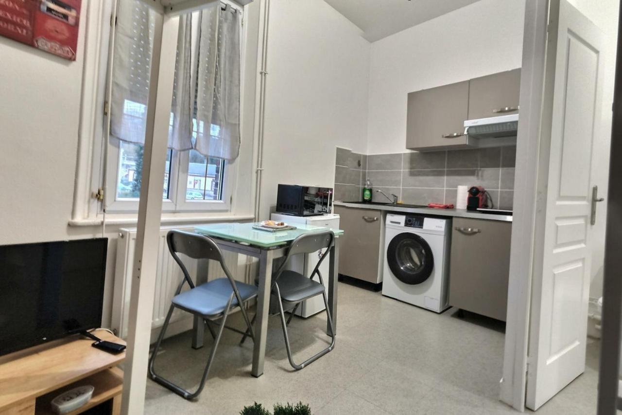 Superbe Studio 3 Face Gare Evreux Bagian luar foto